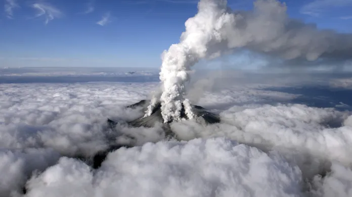 Erupce japonské sopky Ontake
