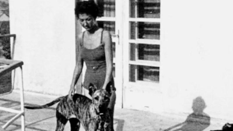 Ruth Irene Kalderová, babička Jennifer Teegeové