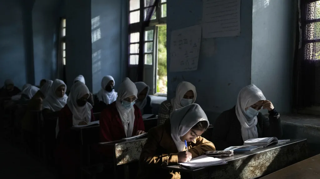 V provincii Herát se dívky vrátily do škol