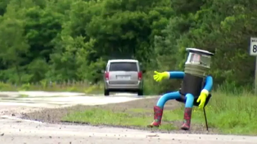 Stopující robot HitchBOT