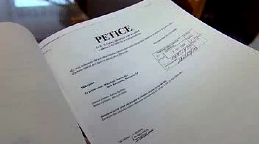 Petice obce Novina