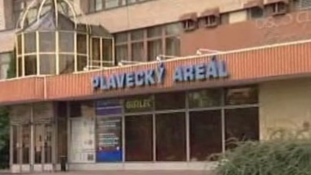 Plavecký areál v Pardubicích