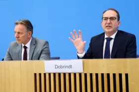 V Německu loni zaznamenali rekordní počet politicky motivovaných trestných činů