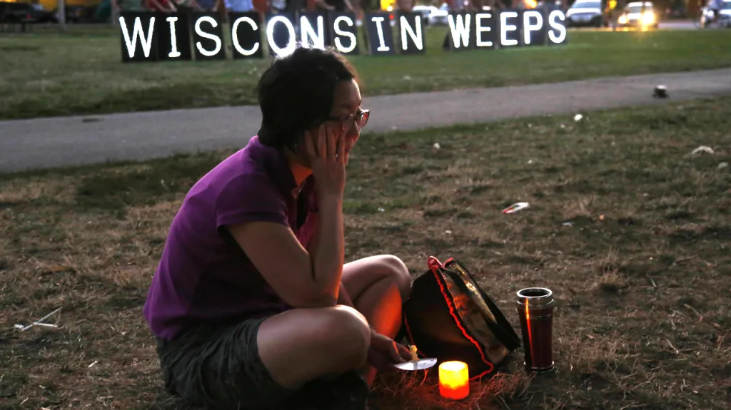 Vzpomínka na oběti útoku ve Wisconsinu