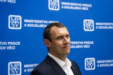 Piráti podali trestní oznámení na šéfa IT z MPSV, dle něj byly zakázky v pořádku