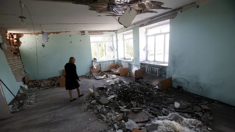 Následky ostřelování v Doněcku