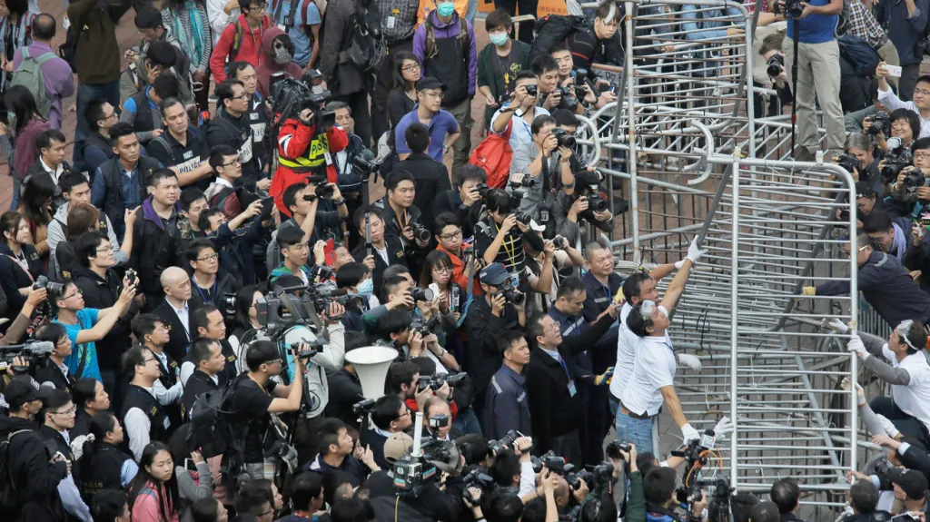 Odklízení zátarasů v Hongkongu