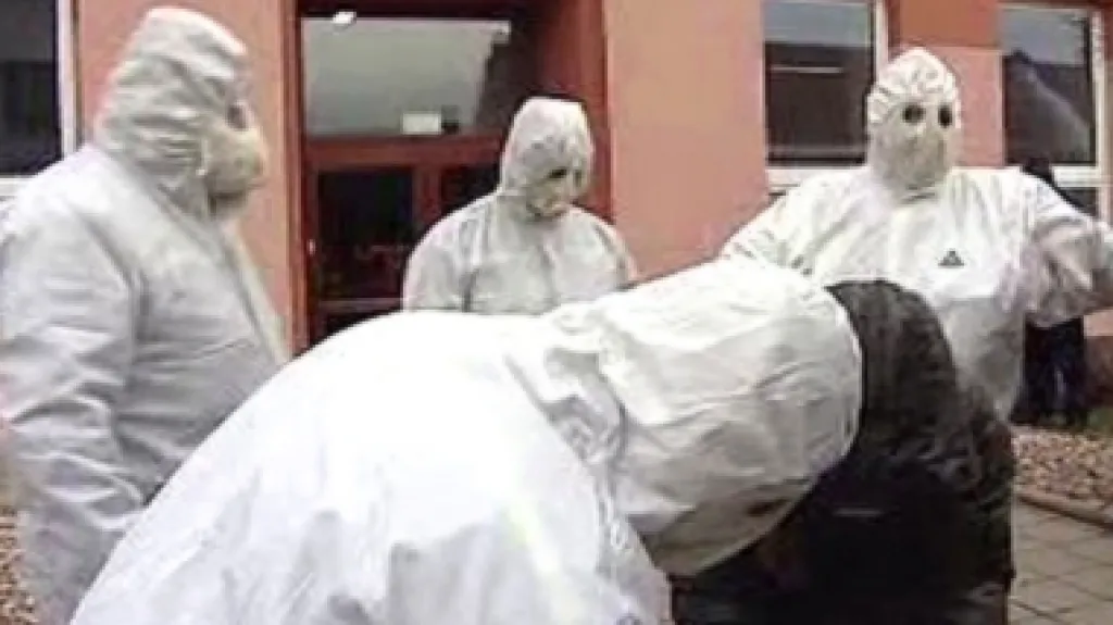 Nácvik dekontaminace osob