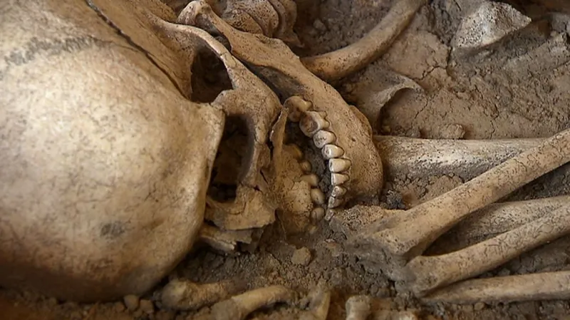 Hrob pravěkého člověka