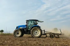 Unijní soud snížil Česku pokutu za chyby v zemědělských dotacích, píše iRozhlas