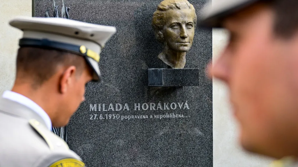 Horáková má symbolický hrob na pražském Vyšehradě