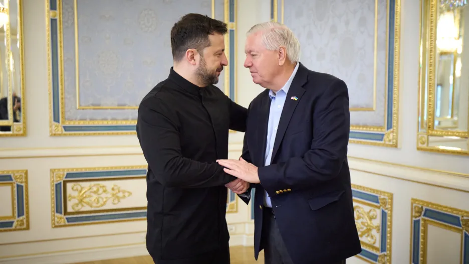 Lindsey Graham a Volodymyr Zelenskyj při setkání v Kyjevě