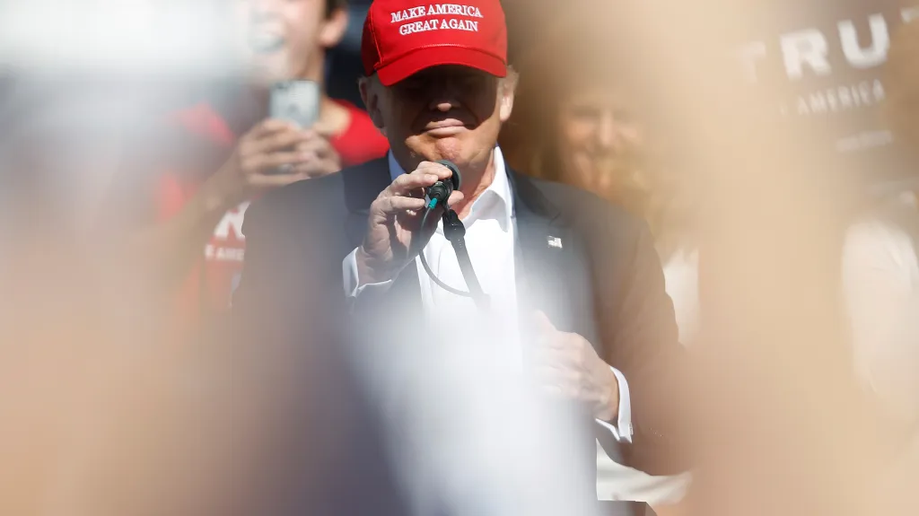 Donald Trump během projevu v Lyndenu