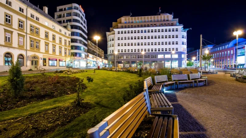 Zrekonstruované Soukenné náměstí v Liberci