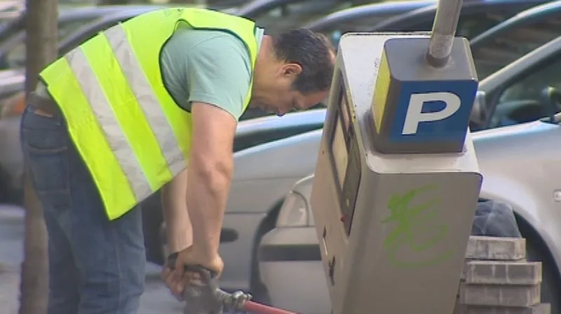 Do 19. června vymění postupně všechny parkovací automaty