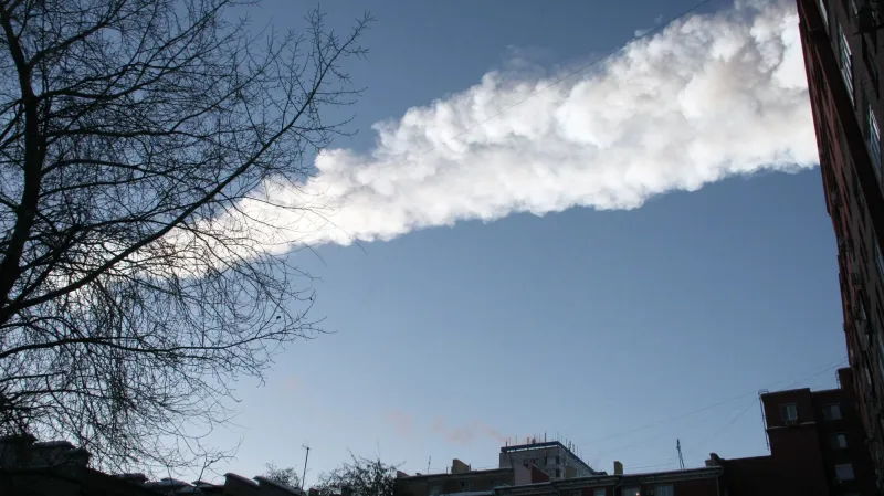 Meteorit nad Čeljabinskem
