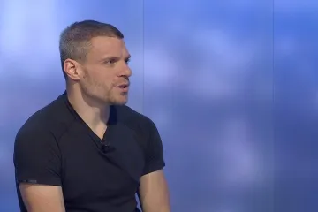 Chirurg Šebek: Jako součást oblečení nosí v Jemenu samopal i malí chlapci 