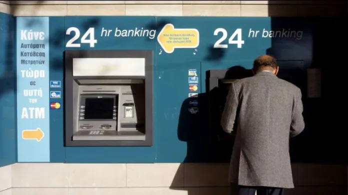 Otevření bank na Kypru proběhlo v klidu