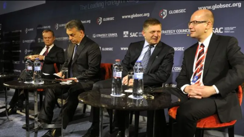 V4: Evropa by měla oslabovat energetickou závislost na Rusku