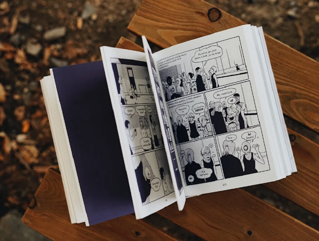 Autobiografický komiks americké kreslířky se nepřikrášleně vrací ke kráse i dřině krasobruslení, jemuž se věnovala v dospívání