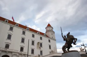 Obavy ohledně využívání fondů EU na Slovensku nezmizely, míní Zdechovský