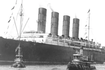 Německá ponorka potopila zaoceánský parník RMS Lusitania
