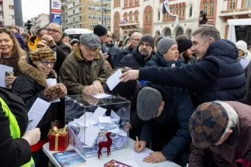 Srbské studentské hnutí usiluje o předčasné volby