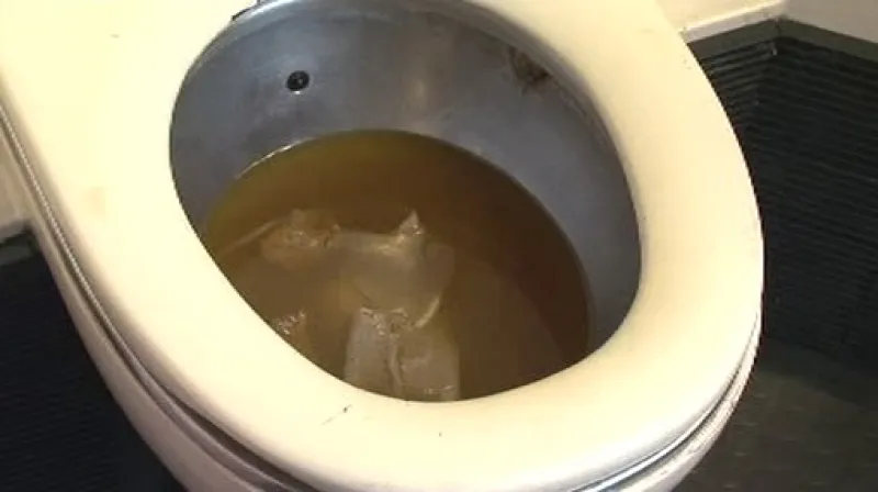 Toaleta na trase Berlín, Praha, Budapešť