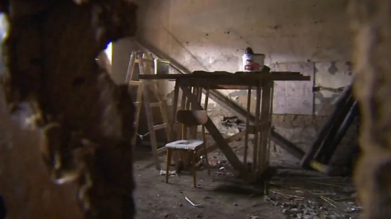 Opravy svépomoc v předlickém domě