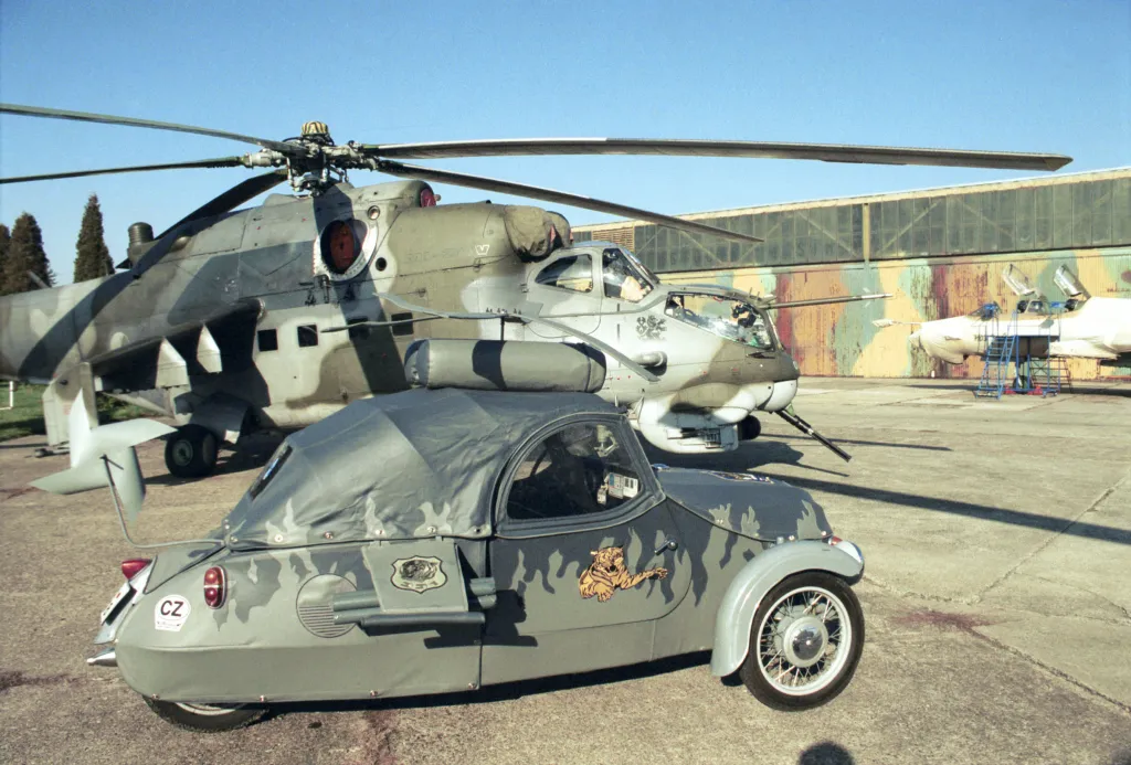 Ty se na trhu udržely i přesto, že v době znárodňování průmyslu končil jeden tradiční český výrobce vozidel za druhým