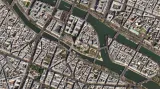 Satelitní snímky Notre-Dame před požárem a po něm