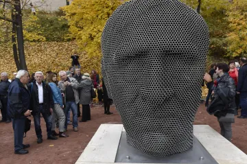 Kvíz: Za trochu poezie šli byste světa kraj, nebo je pro vás u cesty zdechlina rozežraná?