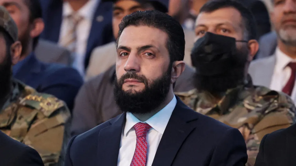 Syrský prozatímní prezident Ahmad Šará v Aleppu (27. května 2025)