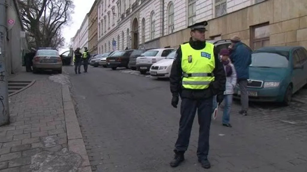 Narušená statika domu uzavřela ulici v centru Brna