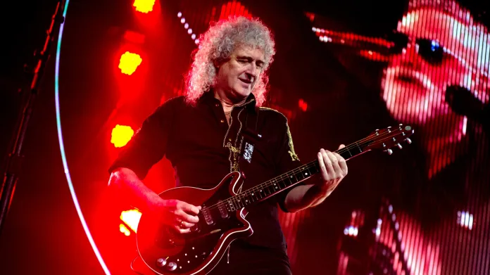 Kytarista Queen Brian May