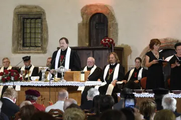 Za bohoslužbu v češtině i dobrovolný celibát. Před sto lety vznikla Církev československá husitská