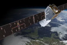 K Zemi spadne satelit. ESA se pokusí zařídit, aby se zřítil do oceánu