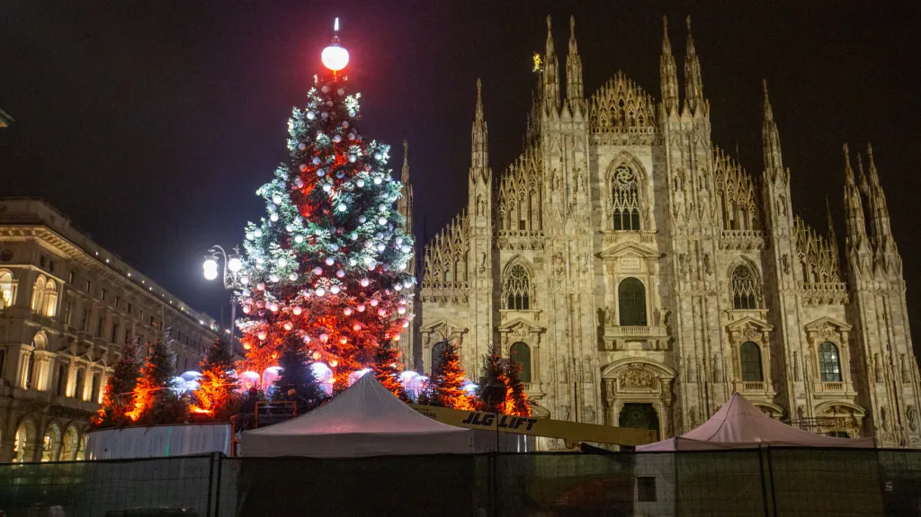 Vánoční strom v Miláně