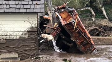 Následky záplav a sesuvů bahna v Kalifornii