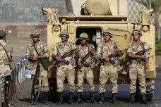 Egyptský parlament schválil rozmístění vojáků v zahraničí. Intervence v Libyi je tak reálnější