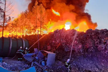 Počet požárů na skládkách roste. Hasiči plánují preventivní kontroly