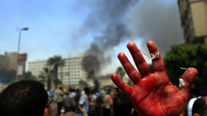 Zásah proti táborům Mursího stoupenců
