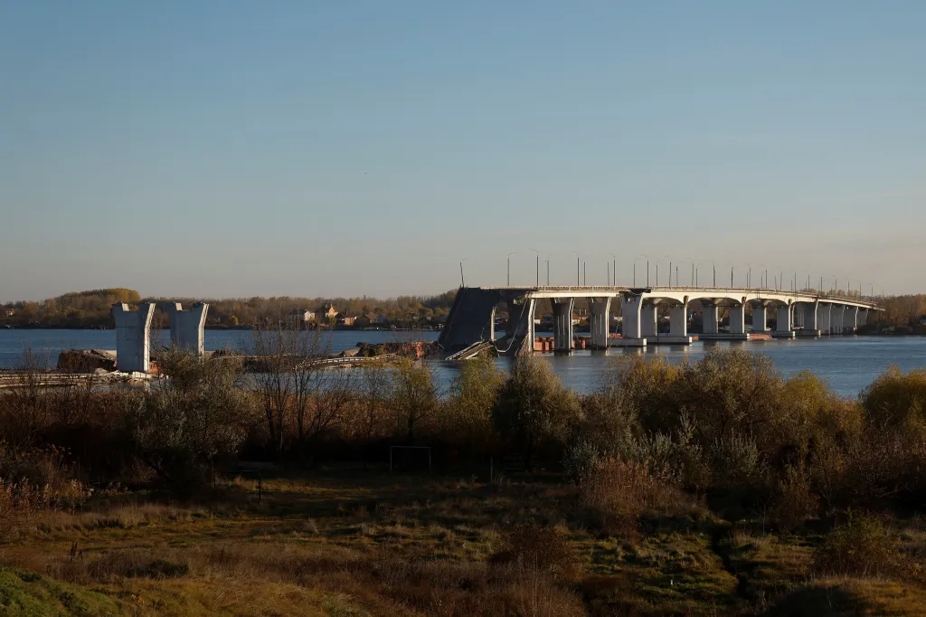 Antonivský most po ústupu rusů z Chersonu, listopad 2022