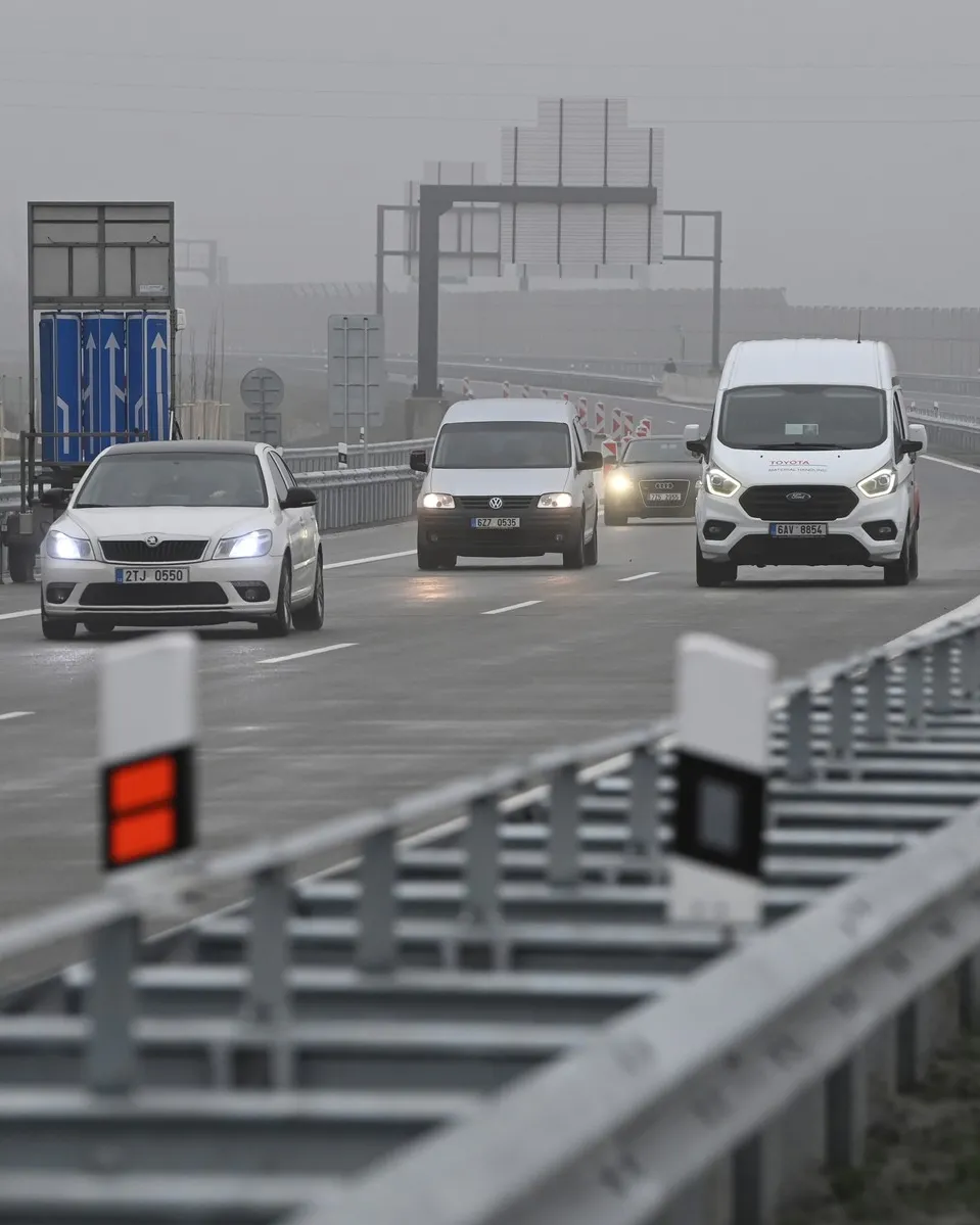 D1 je po desítkách let kompletní. U Přerova se otevřel poslední úsek