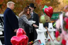 Trump uctil památku obětí masakru v pittsburghské synagoze, někteří židé ho ale nevítali