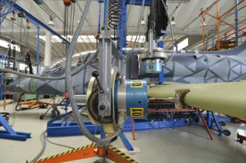 Vietnam si pořídí dvanáct nových letounů z Česka. Podepsal smlouvu s Aero Vodochody