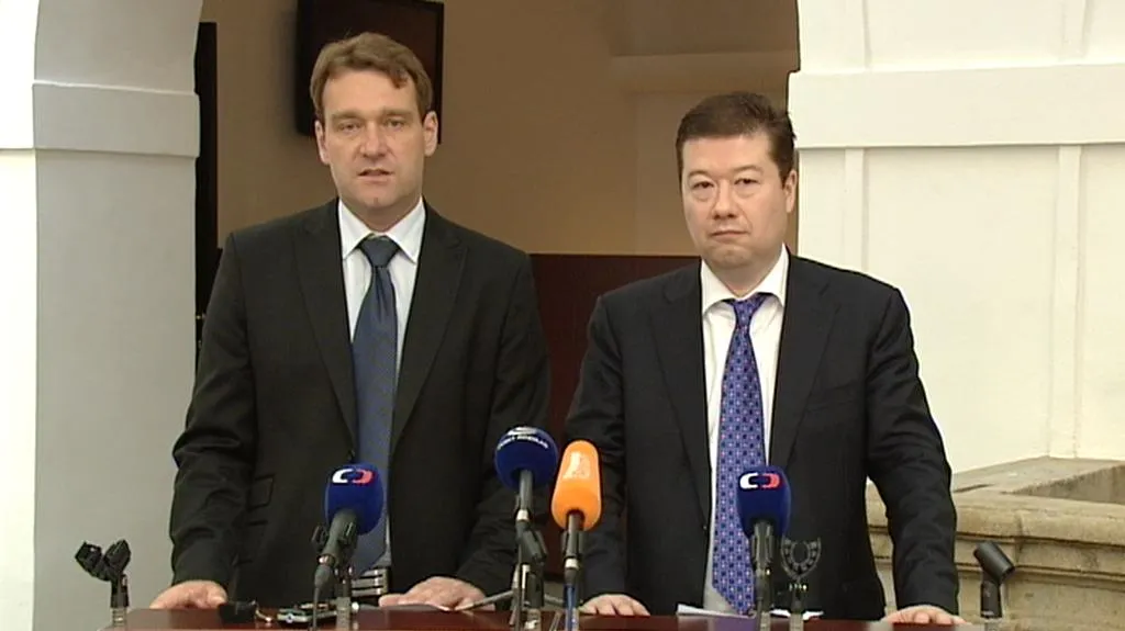 Poslanec Radim Fiala a senátor Tomio Okamura