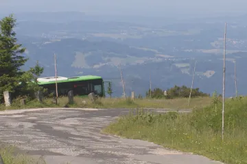 Silnici na Zlaté návrší v Krkonoších čeká oprava, může zkomplikovat dovoz zásob