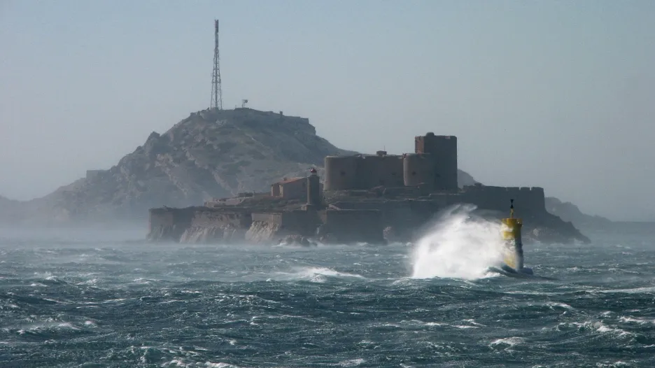 Mistral v Marseille