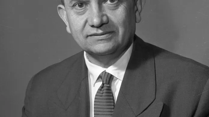 Epidemiolog Karel Raška (na snímku z roku 1960)